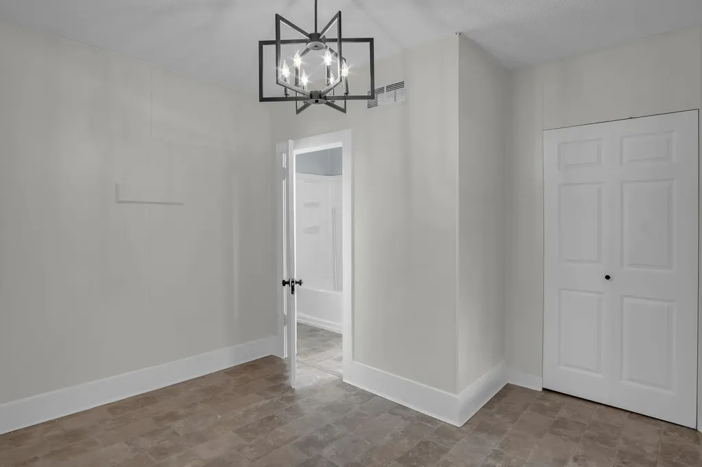 209 E Amos Hesston KS 67062