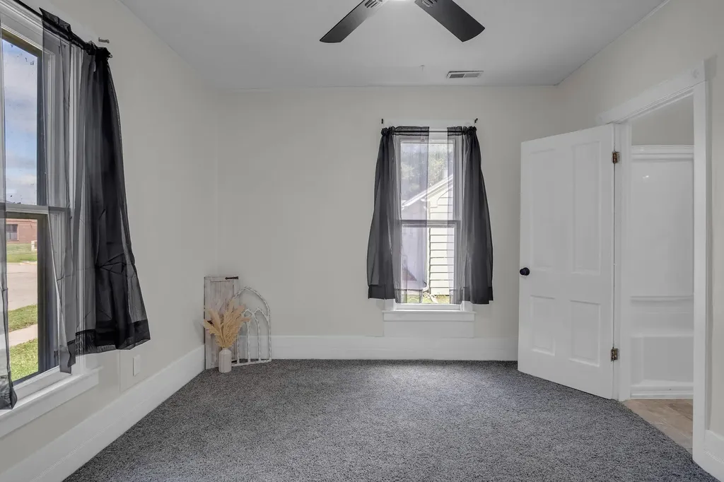 209 E Amos Hesston KS 67062