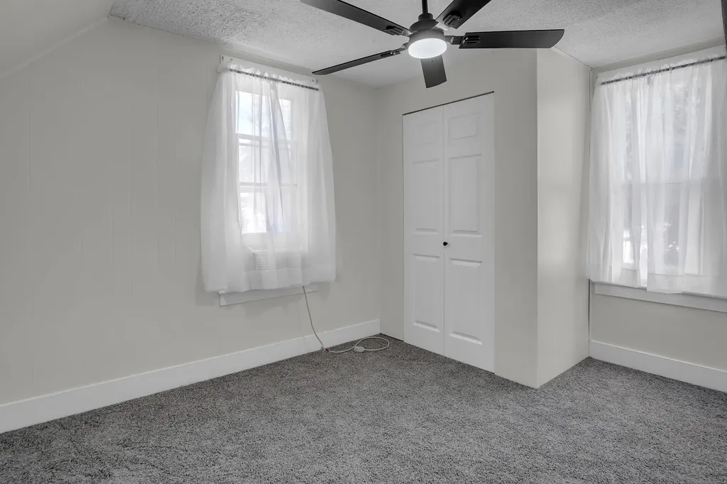 209 E Amos Hesston KS 67062