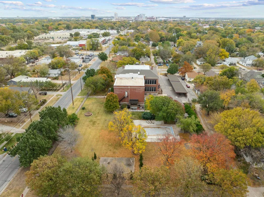 249 N Athenian Wichita KS 67203