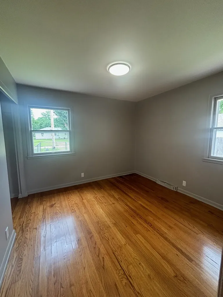 120 E 9th Halstead KS 67056