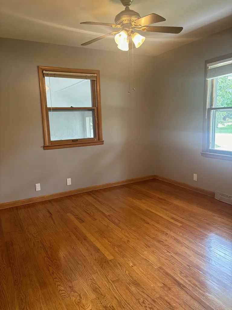 120 E 9th Halstead KS 67056