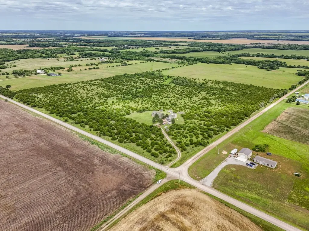10+/- Acres At 12th Road & 51st Road Douglass KS 67039