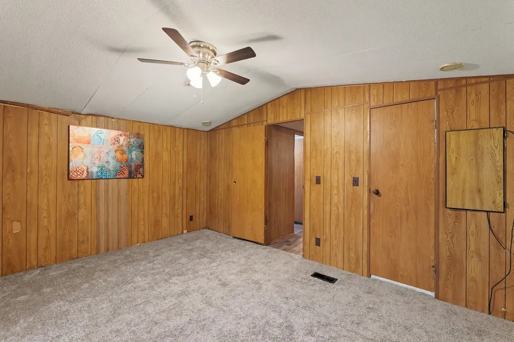 1635 S Vine Street Wichita KS 67213