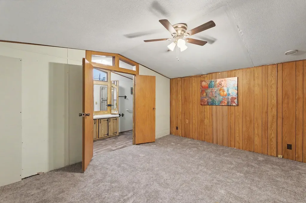 1635 S Vine Street Wichita KS 67213