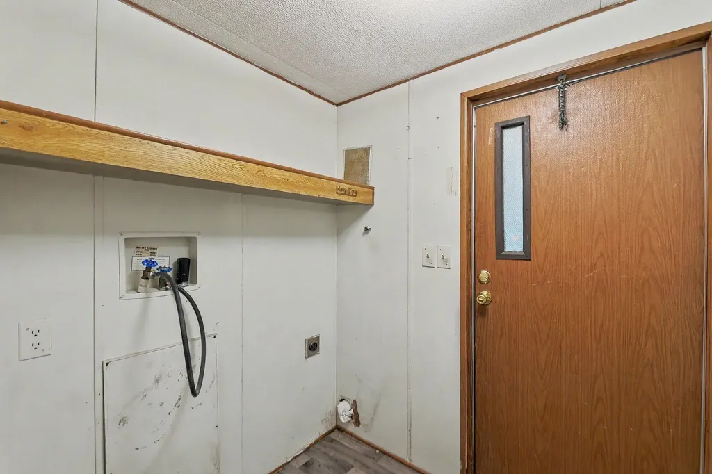 1635 S Vine Street Wichita KS 67213