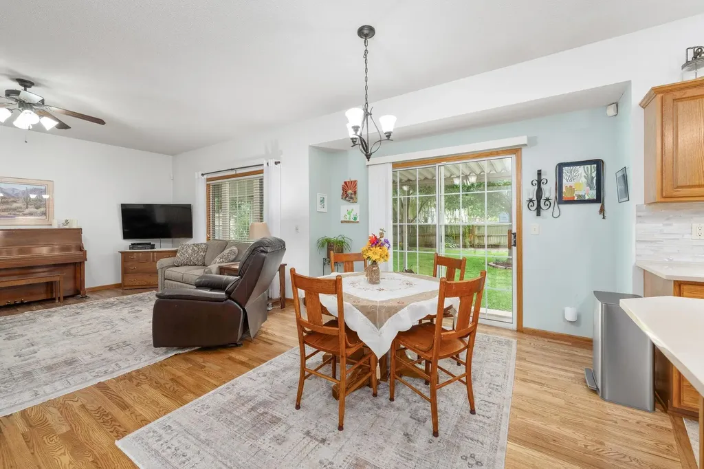 1009 S Sandalwood Street Wichita KS 67230