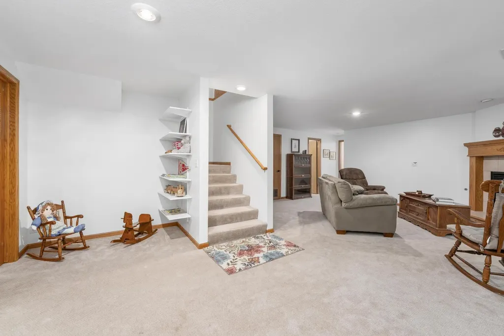1009 S Sandalwood Street Wichita KS 67230