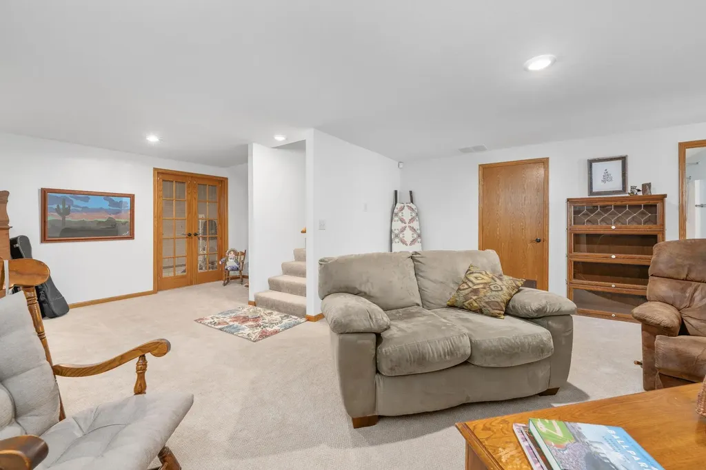 1009 S Sandalwood Street Wichita KS 67230