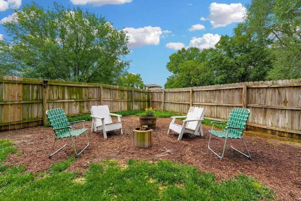 1009 S Sandalwood Street Wichita KS 67230