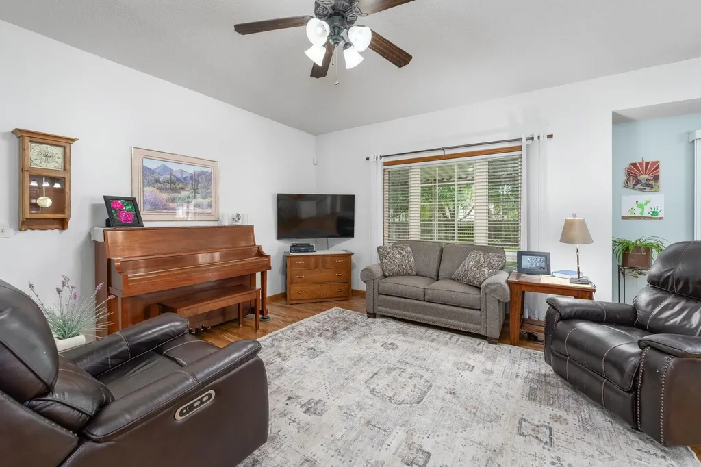 1009 S Sandalwood Street Wichita KS 67230