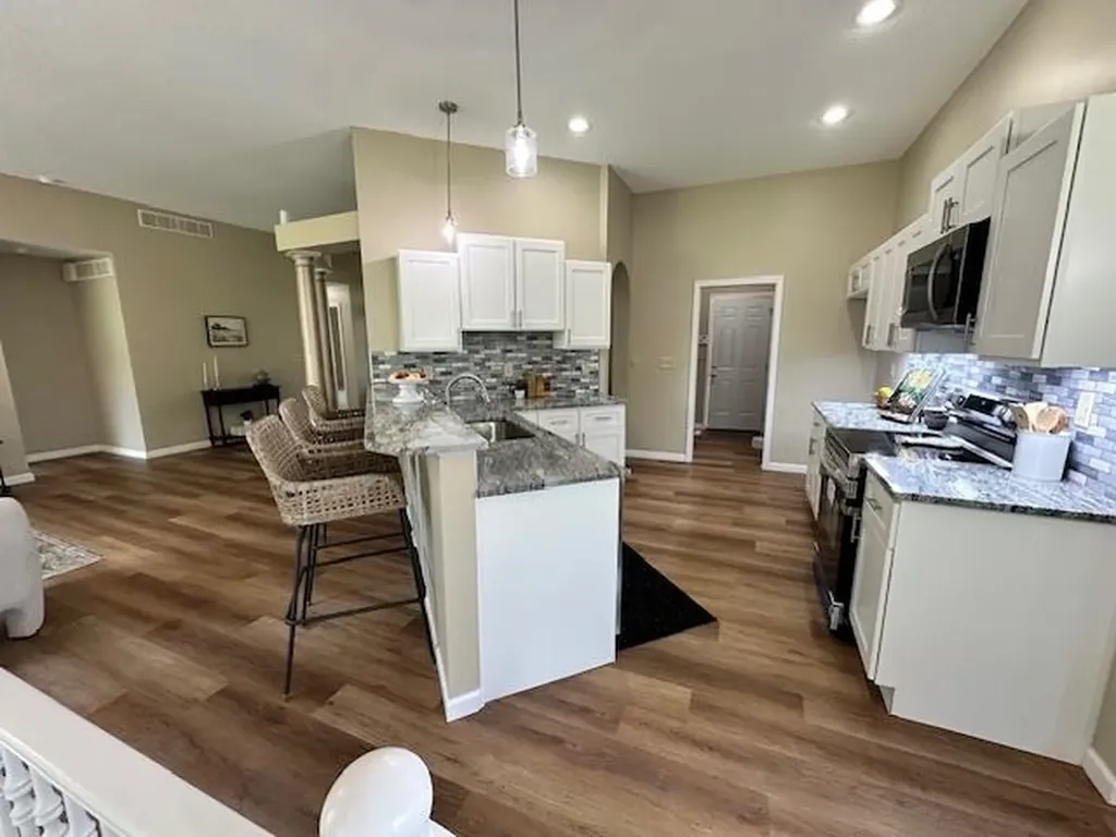 3201 N Lakecrest Wichita KS 67205