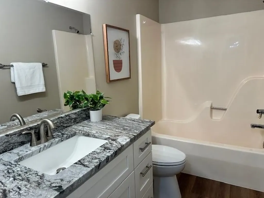 3201 N Lakecrest Wichita KS 67205