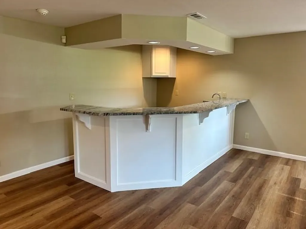 3201 N Lakecrest Wichita KS 67205