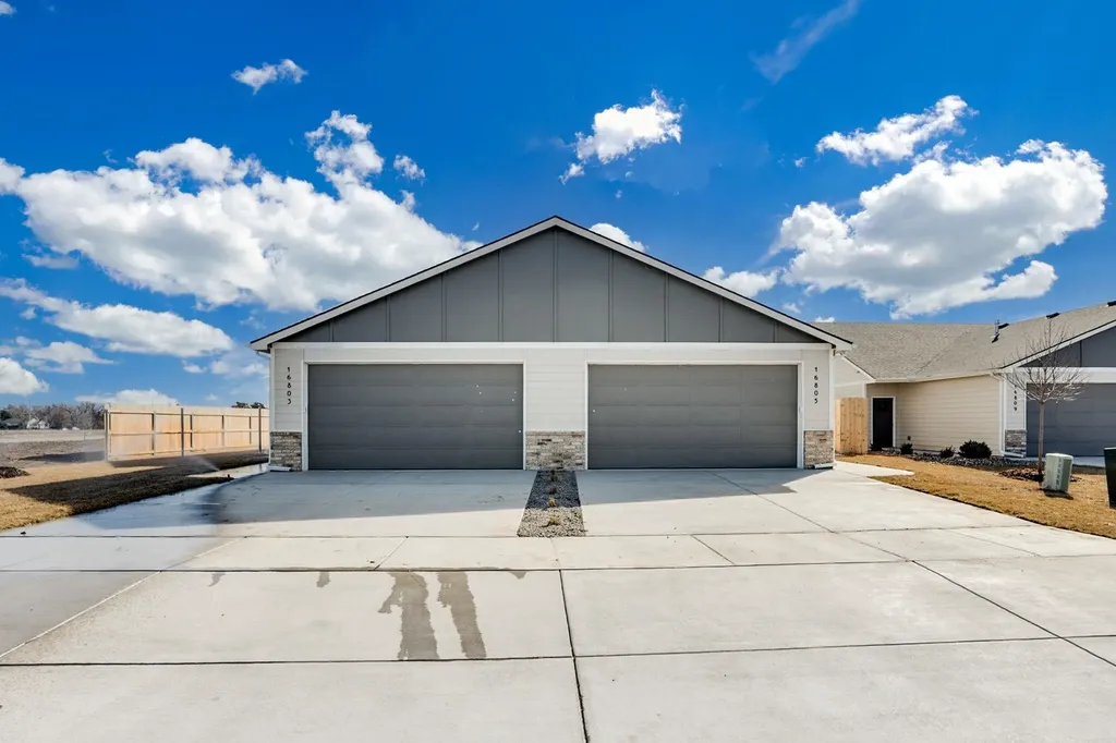 16915 W Kashmir Goddard KS 67052