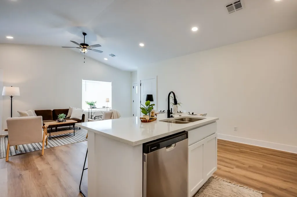 16915 W Kashmir Goddard KS 67052