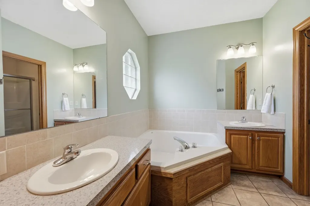 201 N Tanner Trail Court Valley Center KS 67147