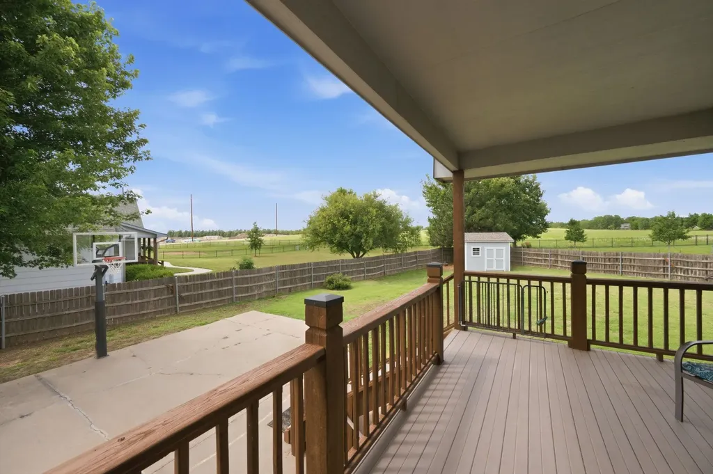 201 N Tanner Trail Court Valley Center KS 67147
