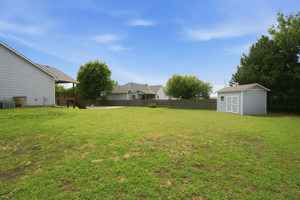 201 N Tanner Trail Court Valley Center KS 67147