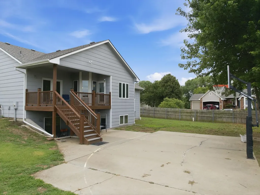 201 N Tanner Trail Court Valley Center KS 67147