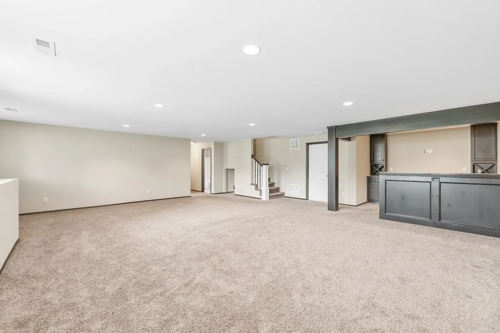 2511 N Ridgehurst Wichita KS 67228