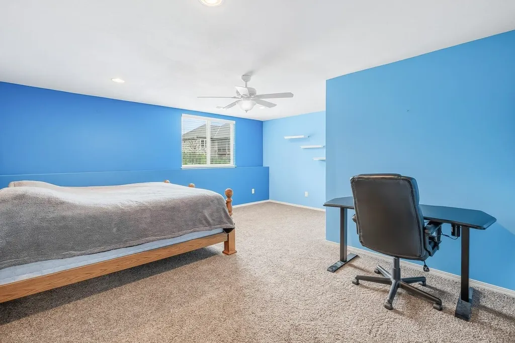2511 N Ridgehurst Wichita KS 67228