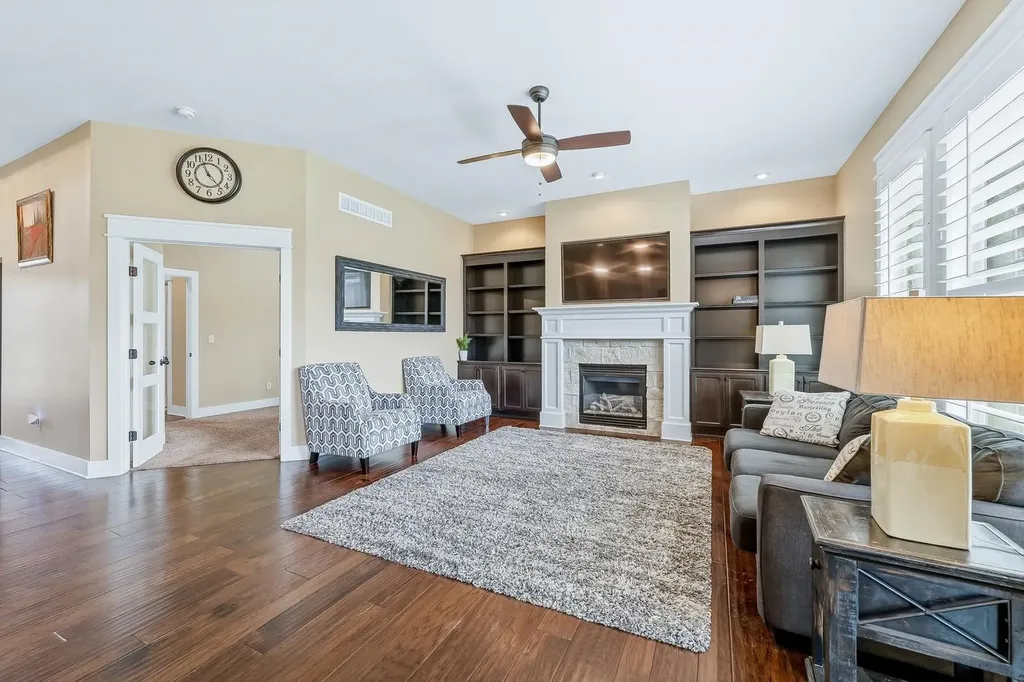 2511 N Ridgehurst Wichita KS 67228