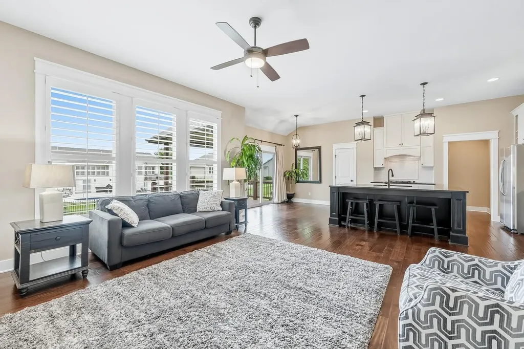2511 N Ridgehurst Wichita KS 67228