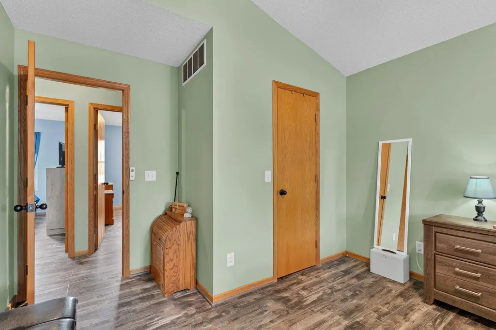 851 Meadowlark Lane Newton KS 67114
