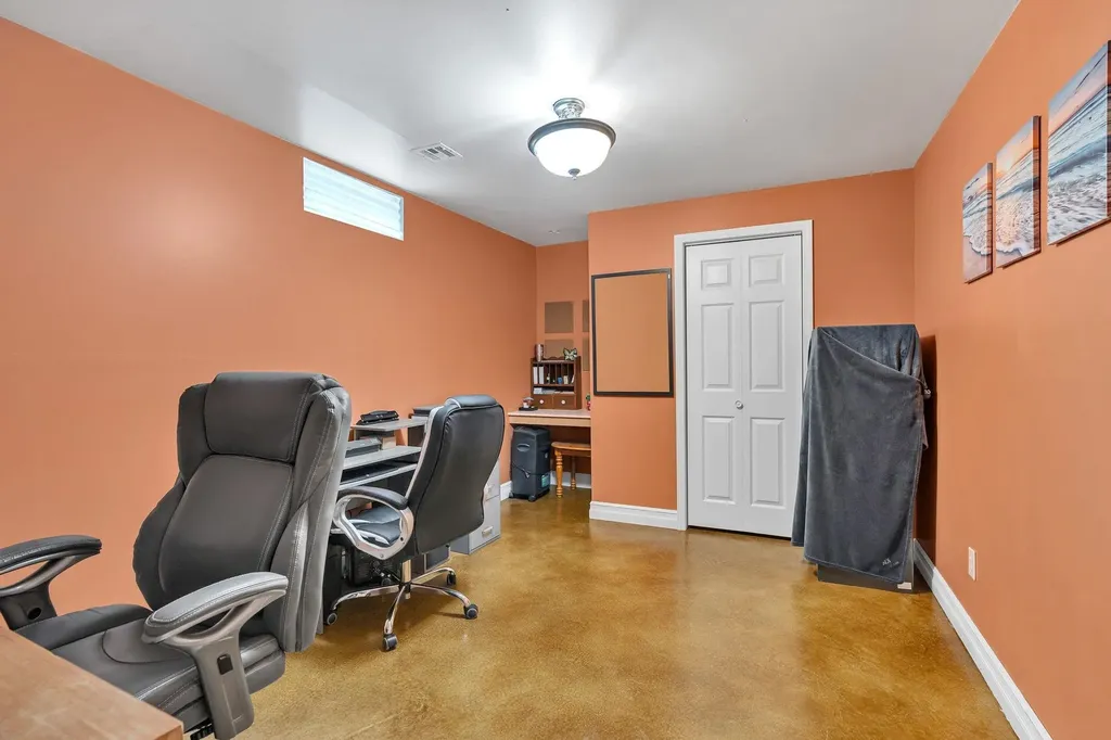 851 Meadowlark Lane Newton KS 67114