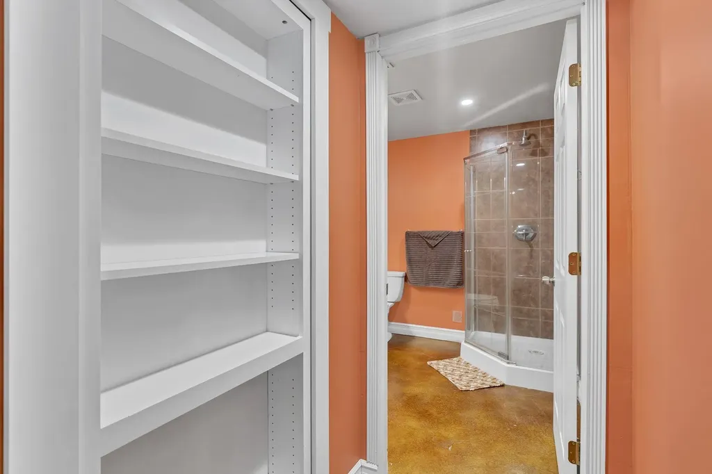851 Meadowlark Lane Newton KS 67114