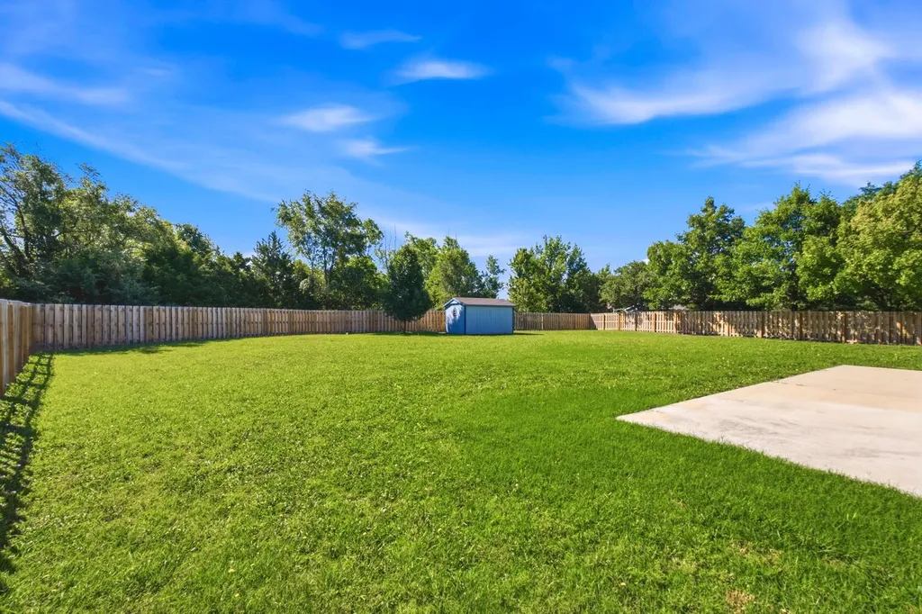 851 Meadowlark Lane Newton KS 67114