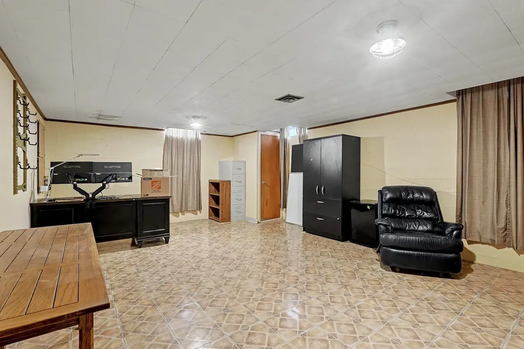 6414 E 12th Street Wichita KS 67206