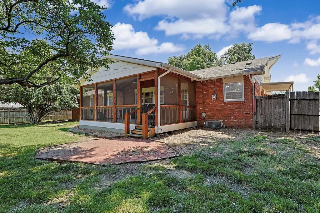 6414 E 12th Street Wichita KS 67206