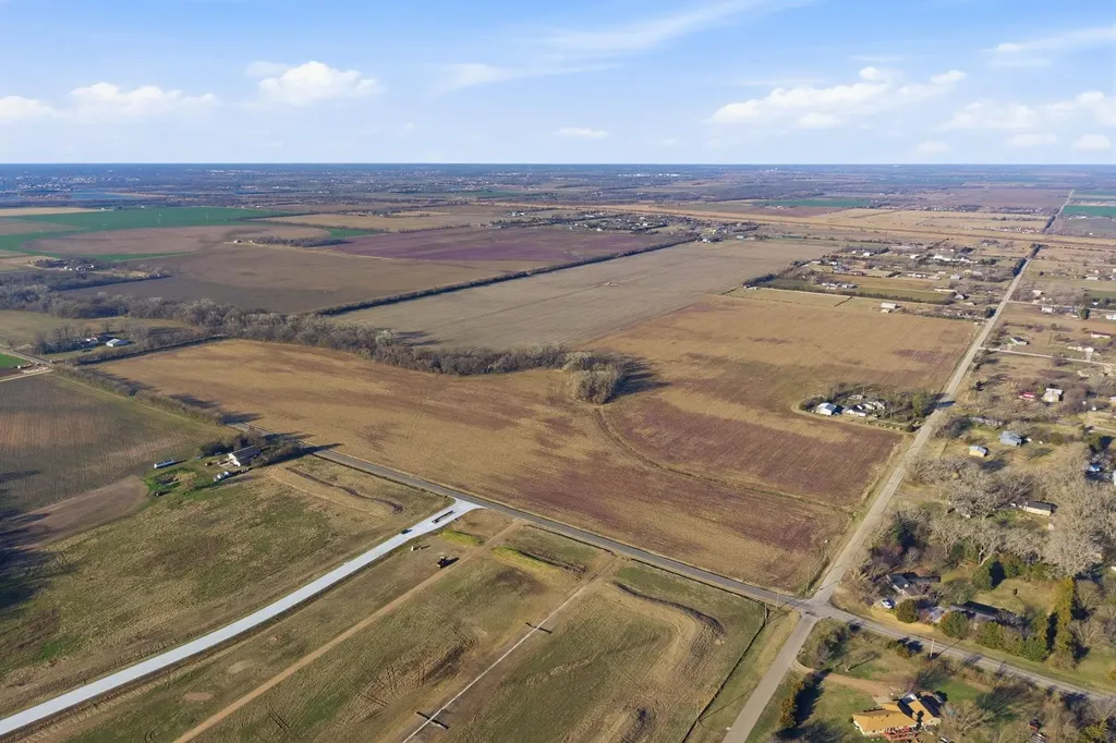 0000 N 77th St & Hoover/west Valley Center KS 67147