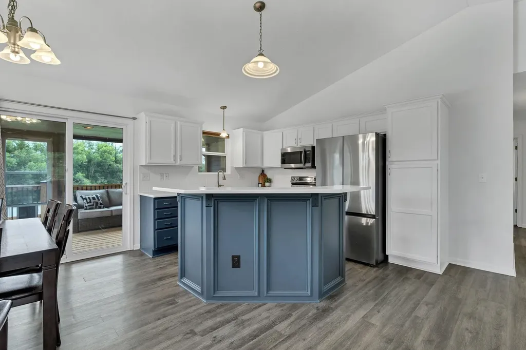 1509 S Shiloh Court Wichita KS 67207