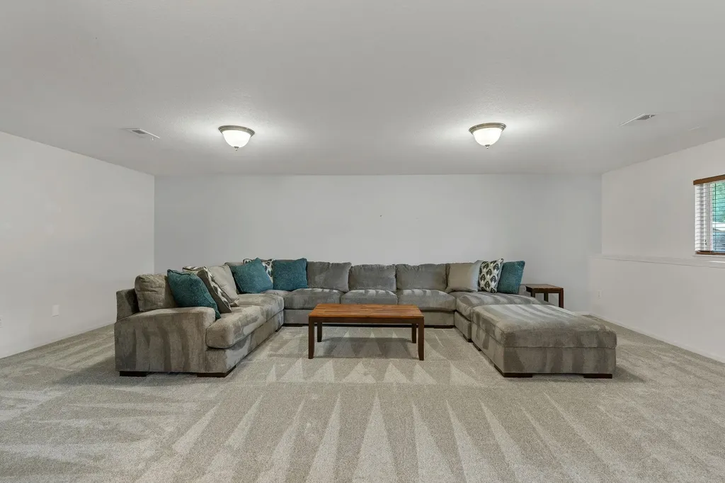 1509 S Shiloh Court Wichita KS 67207
