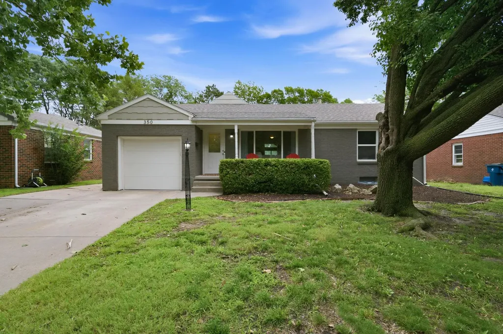 350 N Hillcrest Wichita KS 67208