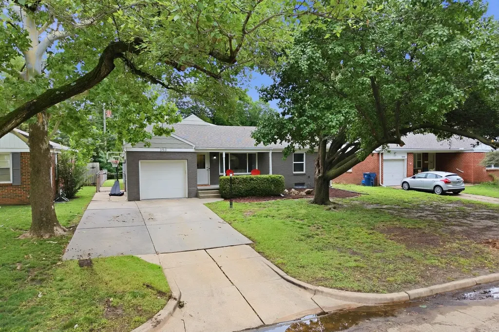 350 N Hillcrest Wichita KS 67208