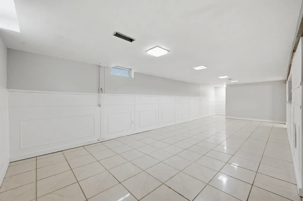 350 N Hillcrest Wichita KS 67208