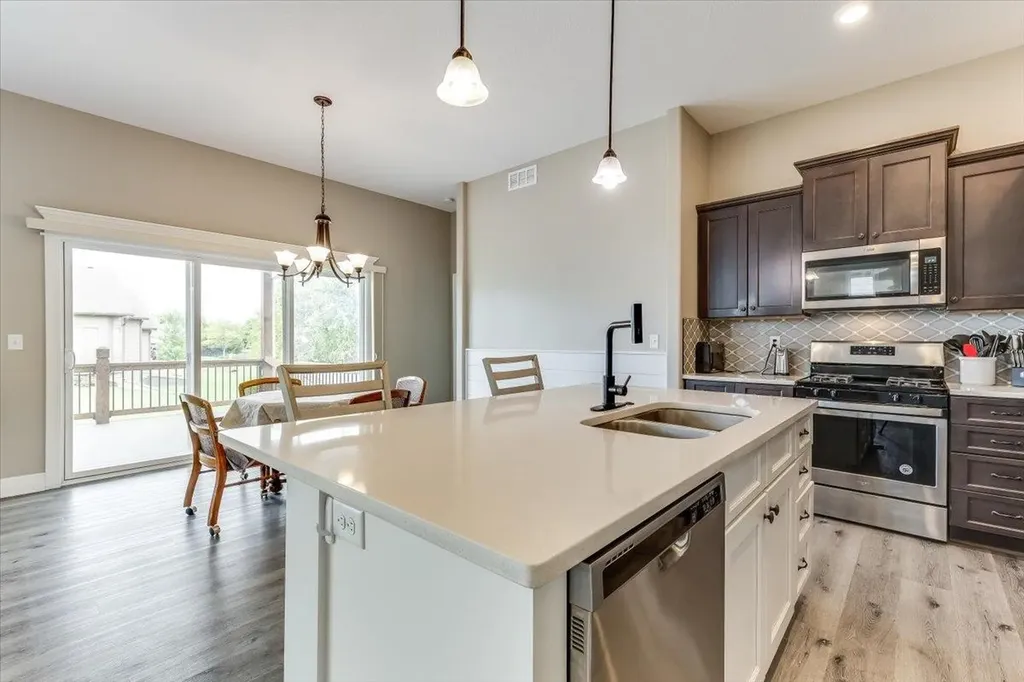 3513 N Bluestem Rose Hill KS 67133