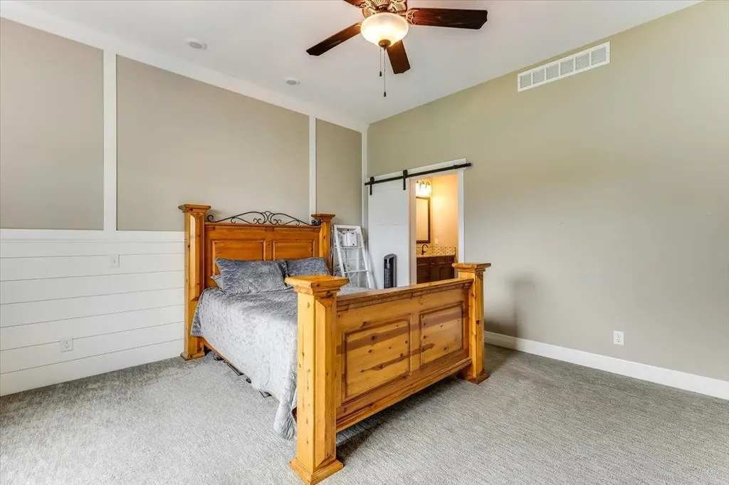 3513 N Bluestem Rose Hill KS 67133