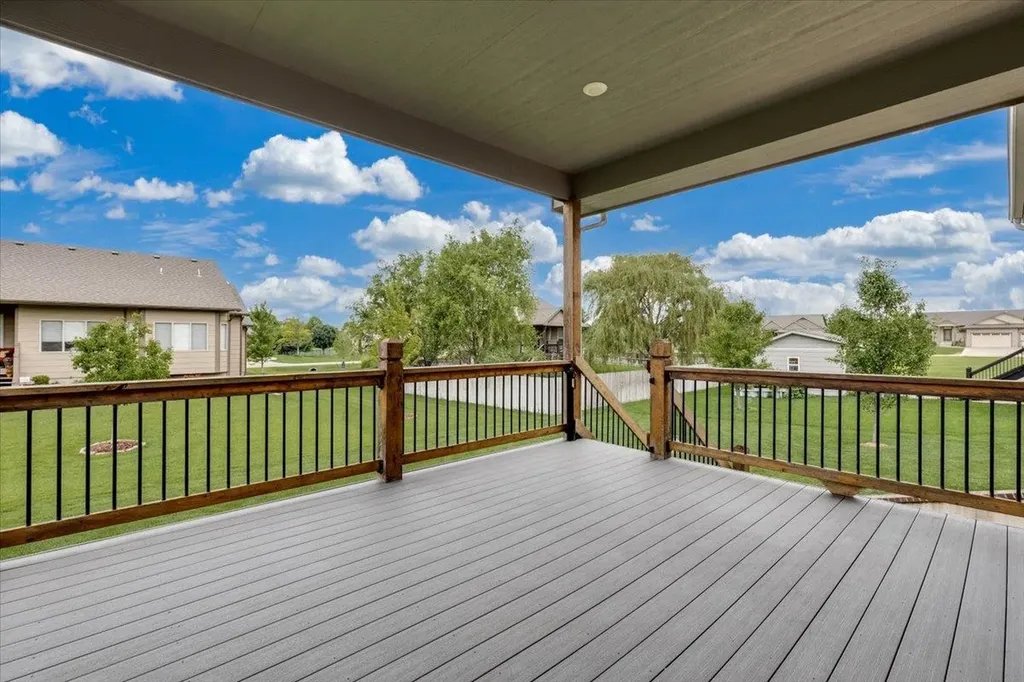 3513 N Bluestem Rose Hill KS 67133
