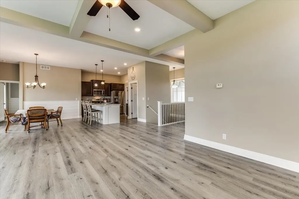 3513 N Bluestem Rose Hill KS 67133