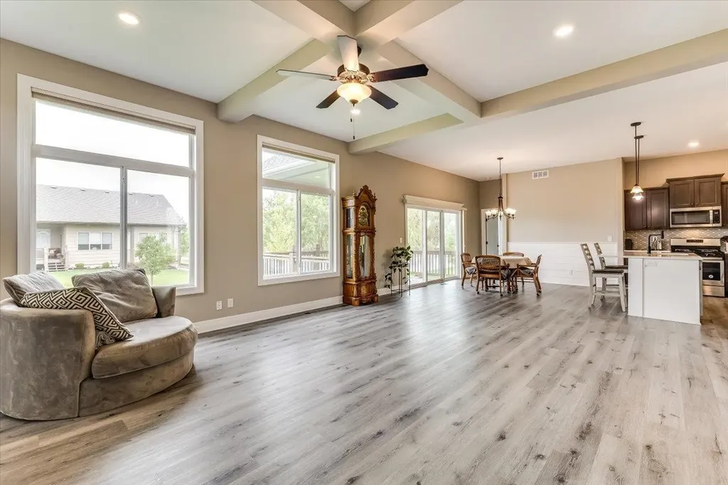 3513 N Bluestem Rose Hill KS 67133