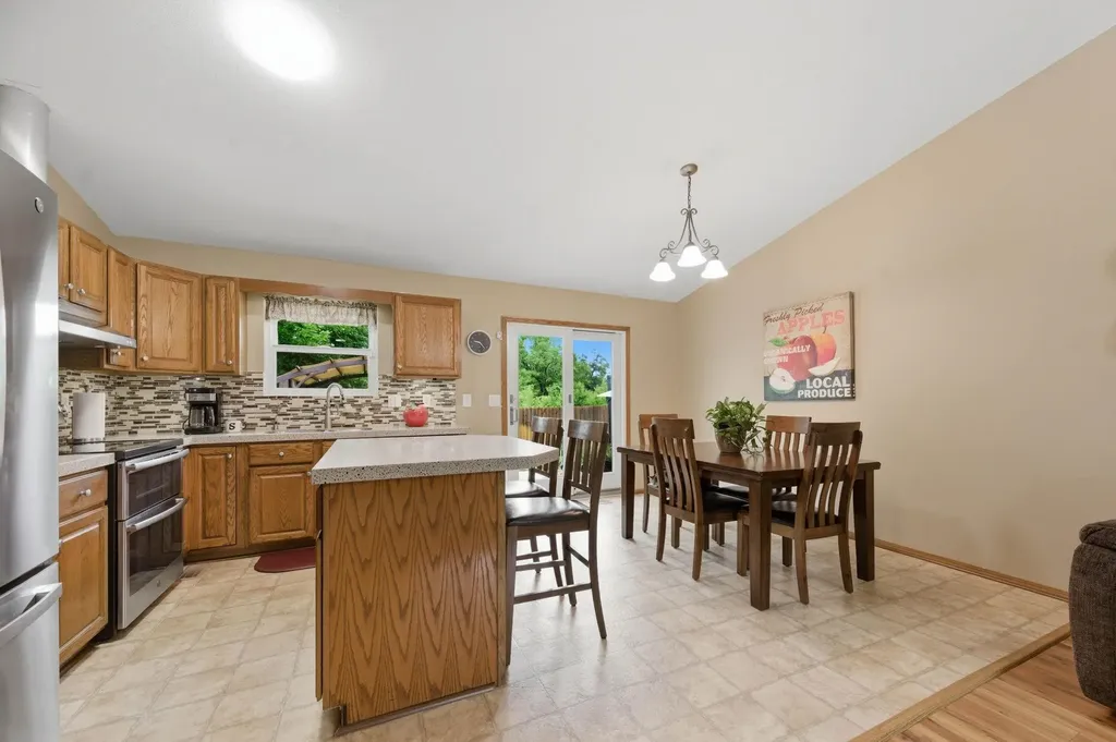 9414 E Carson Street Wichita KS 67210