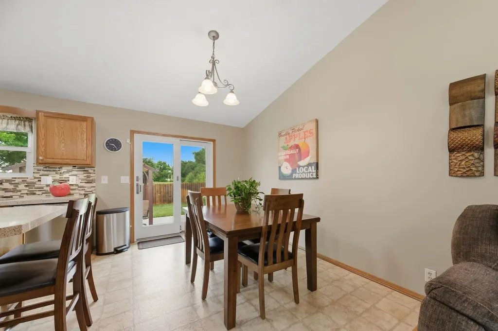 9414 E Carson Street Wichita KS 67210