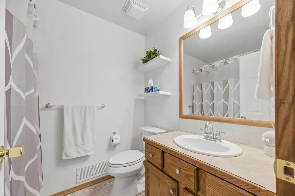 9414 E Carson Street Wichita KS 67210