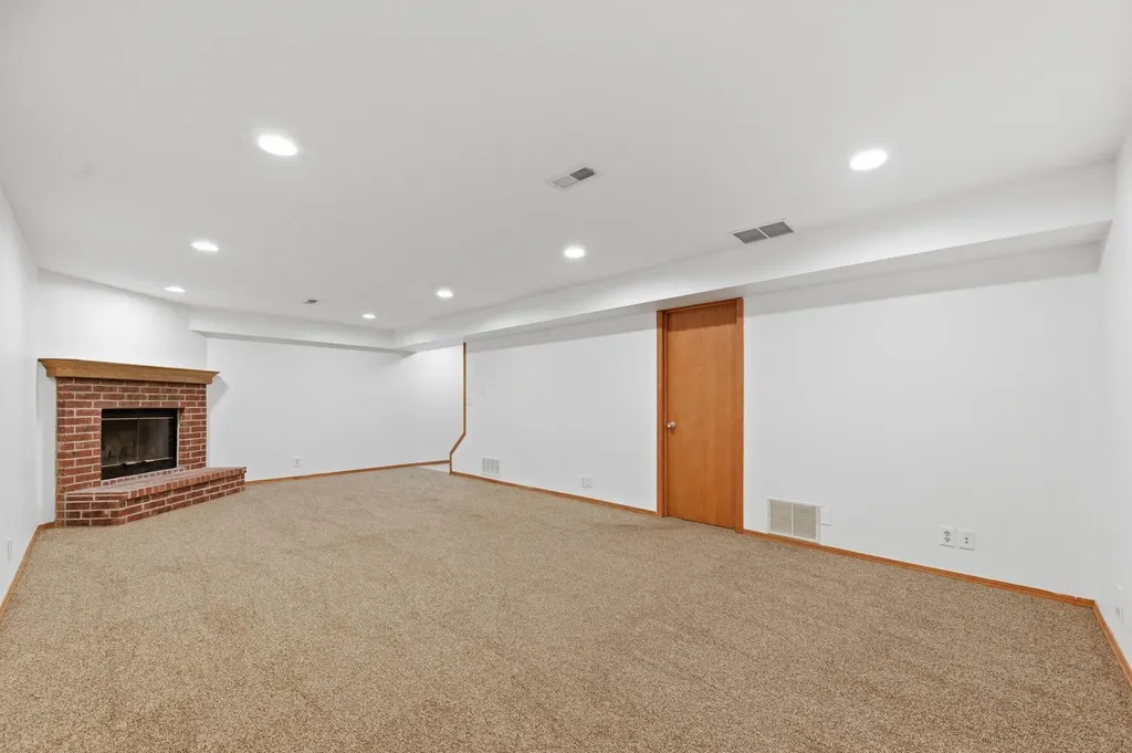 9414 E Carson Street Wichita KS 67210