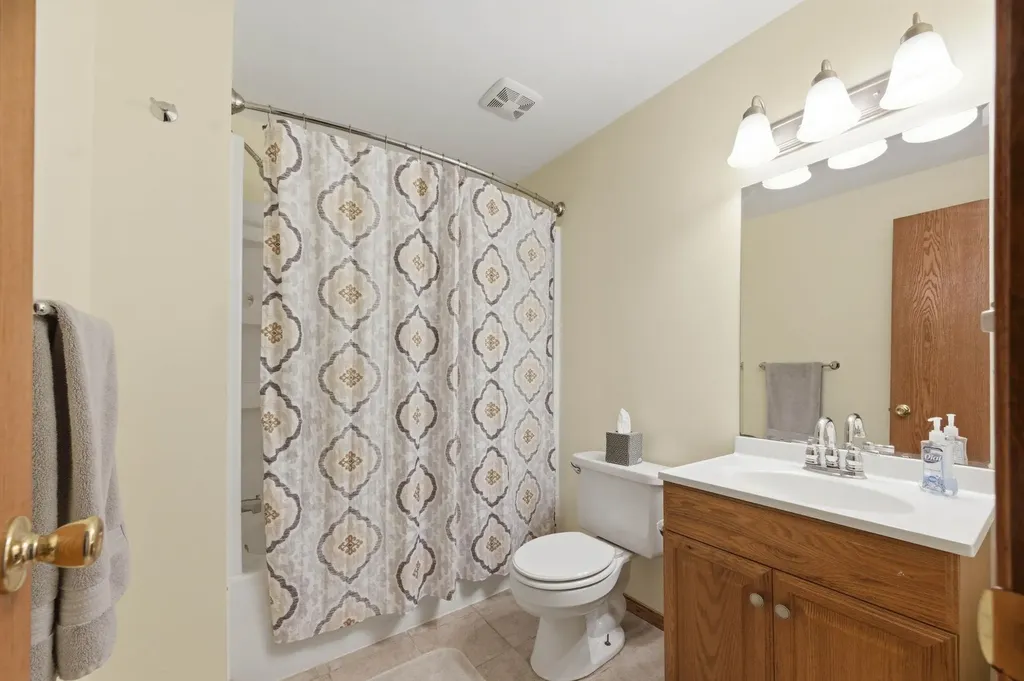 9414 E Carson Street Wichita KS 67210